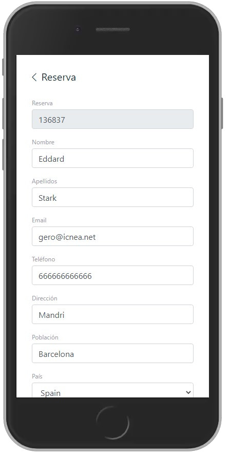 Dispositiu mòbil on es mostra els detalls de la reserva a l'app d'icnea